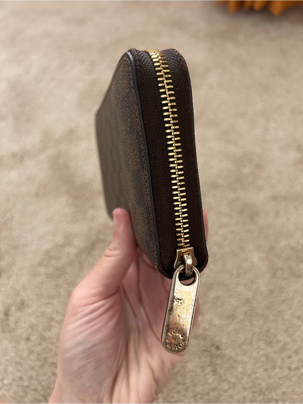 Louis Vuitton Large Zippy Wallet - Picture 3 of 12
